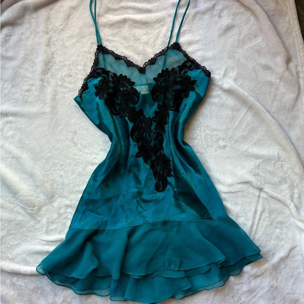 Vintage from the 90’s Victoria’s Secret teal turquoise and black Slip Dress - Picture 1 of 5